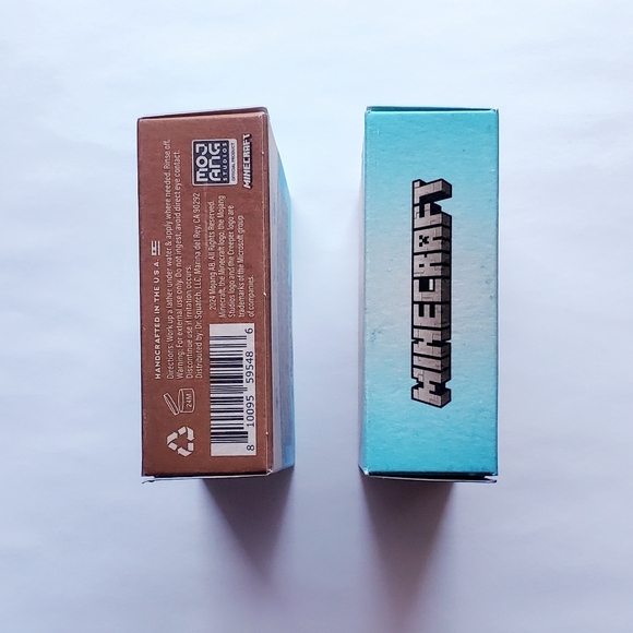 Dr Squatch x Minecraft Limited Edition Diamond Scrub Bar Soap - Picture 13 of 13